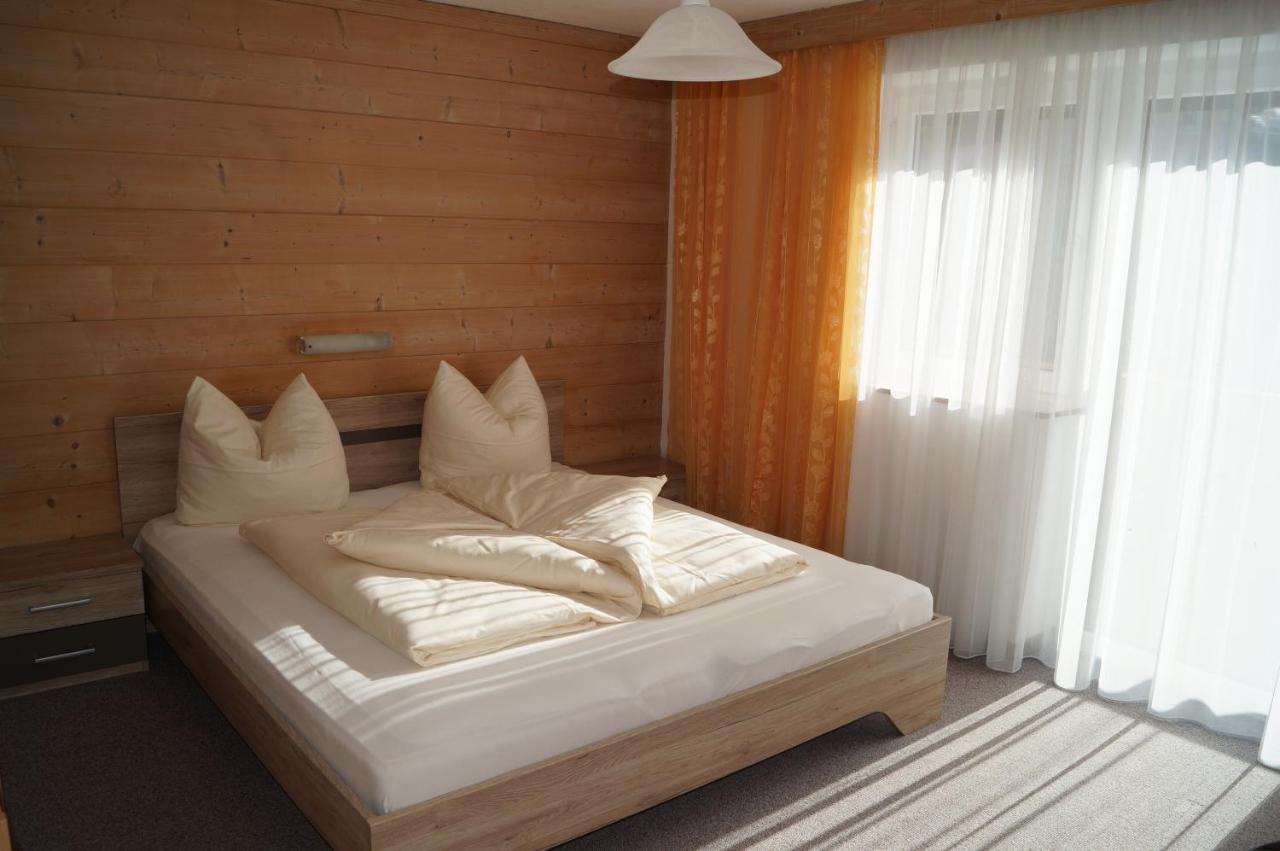 Gaestehaus Wolf Elbigenalp Luaran gambar
